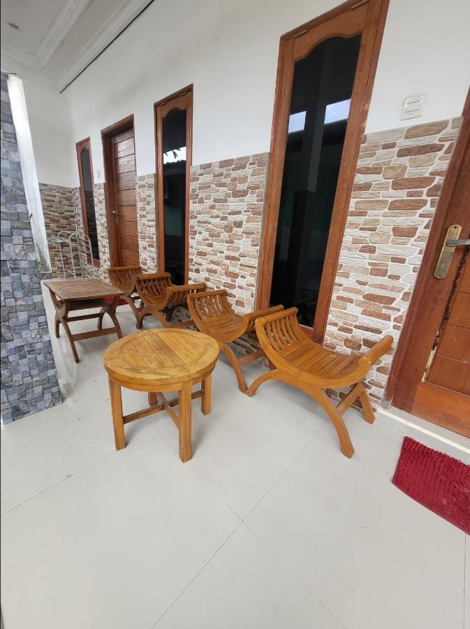 Coral Paradise Apartment Gili Trawangan Exterior photo