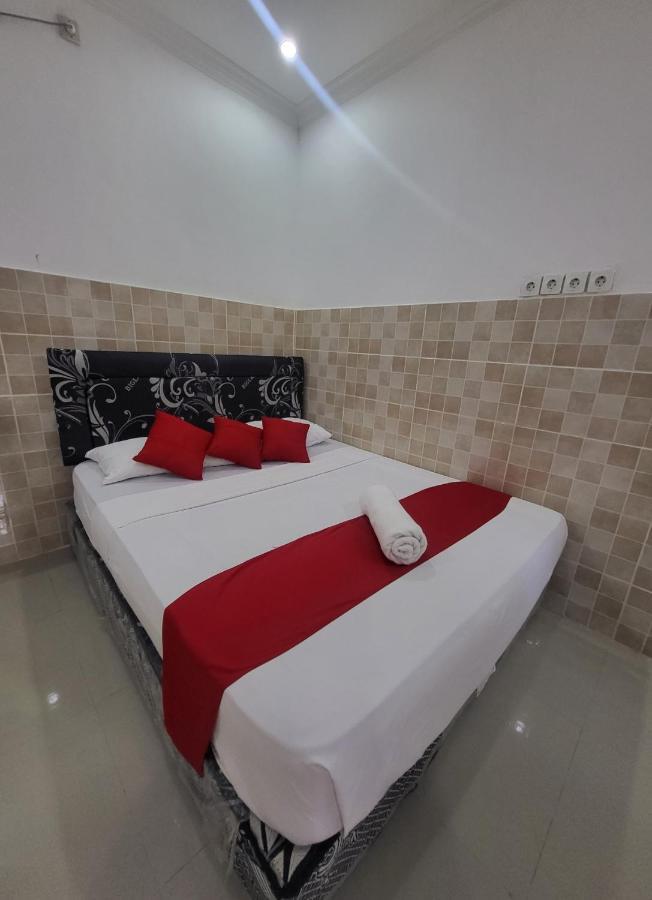 Coral Paradise Apartment Gili Trawangan Exterior photo
