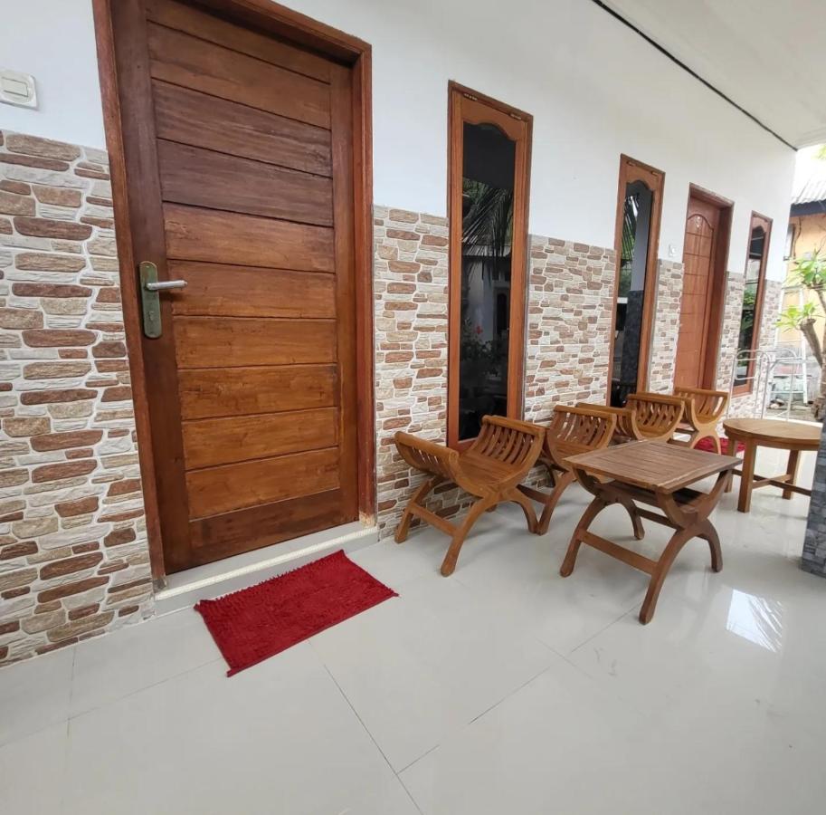 Coral Paradise Apartment Gili Trawangan Exterior photo